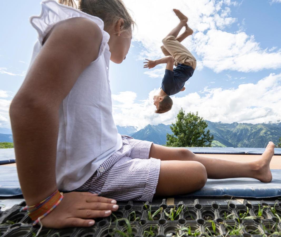 Familienalm Taser Schenna Bagian luar foto
